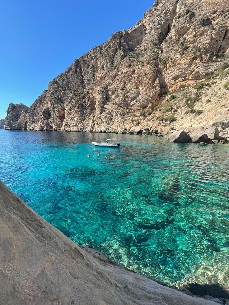 IBIZA photo 3
